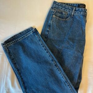 Low rise wide leg jeans